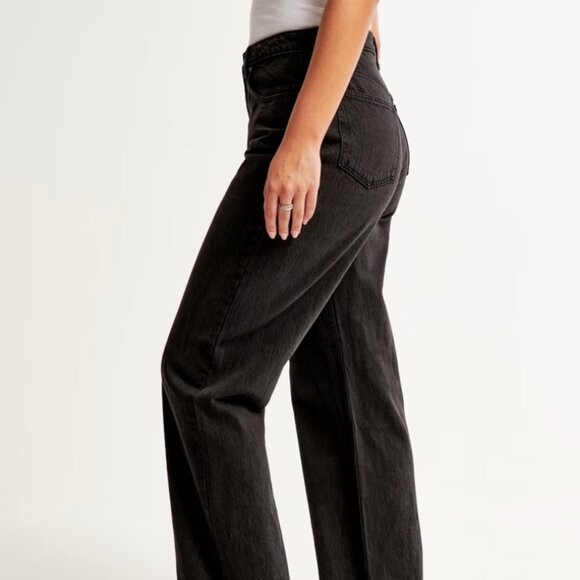 Abercrombie Curve Love High Rise Loose Jean - 27 - Picture 2 of 5
